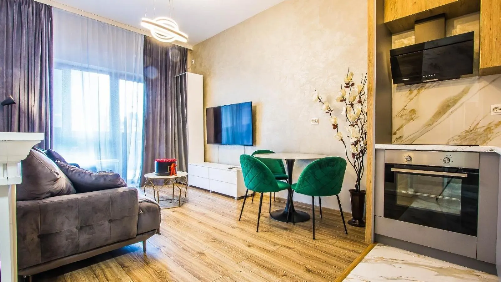 Bucharest & Mihai Bravu Apartment 0*,
